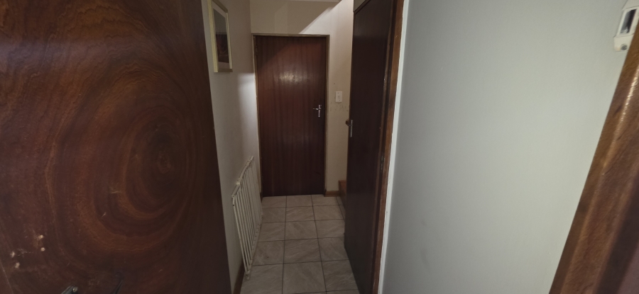 6 Bedroom Property for Sale in Dana Bay Western Cape